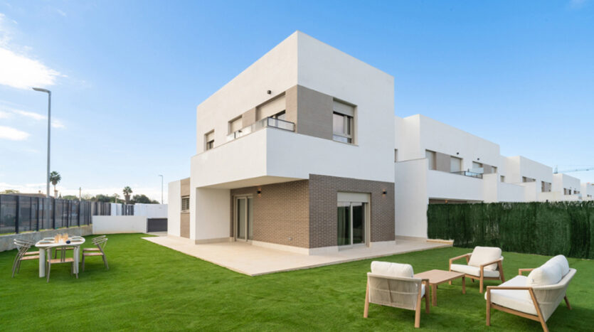 Sevilla Homes Village III - obranuevaensevilla